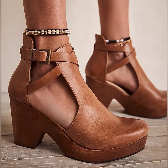 free people cedar clogs - Picture 2 of 8